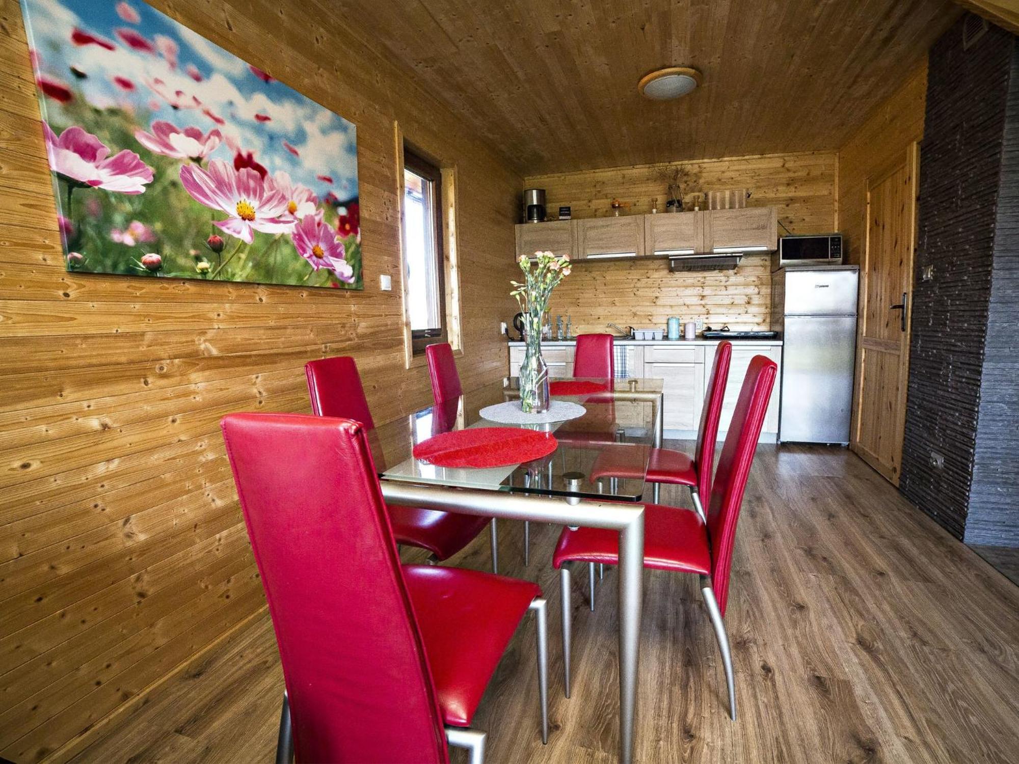 Sea View Holiday Home In Mielno With Balcony エクステリア 写真